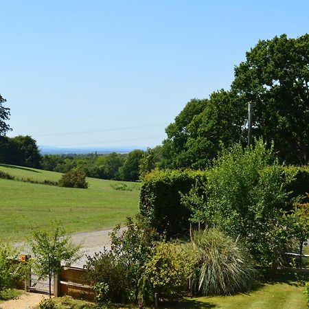 East Lodge Bolney エクステリア 写真