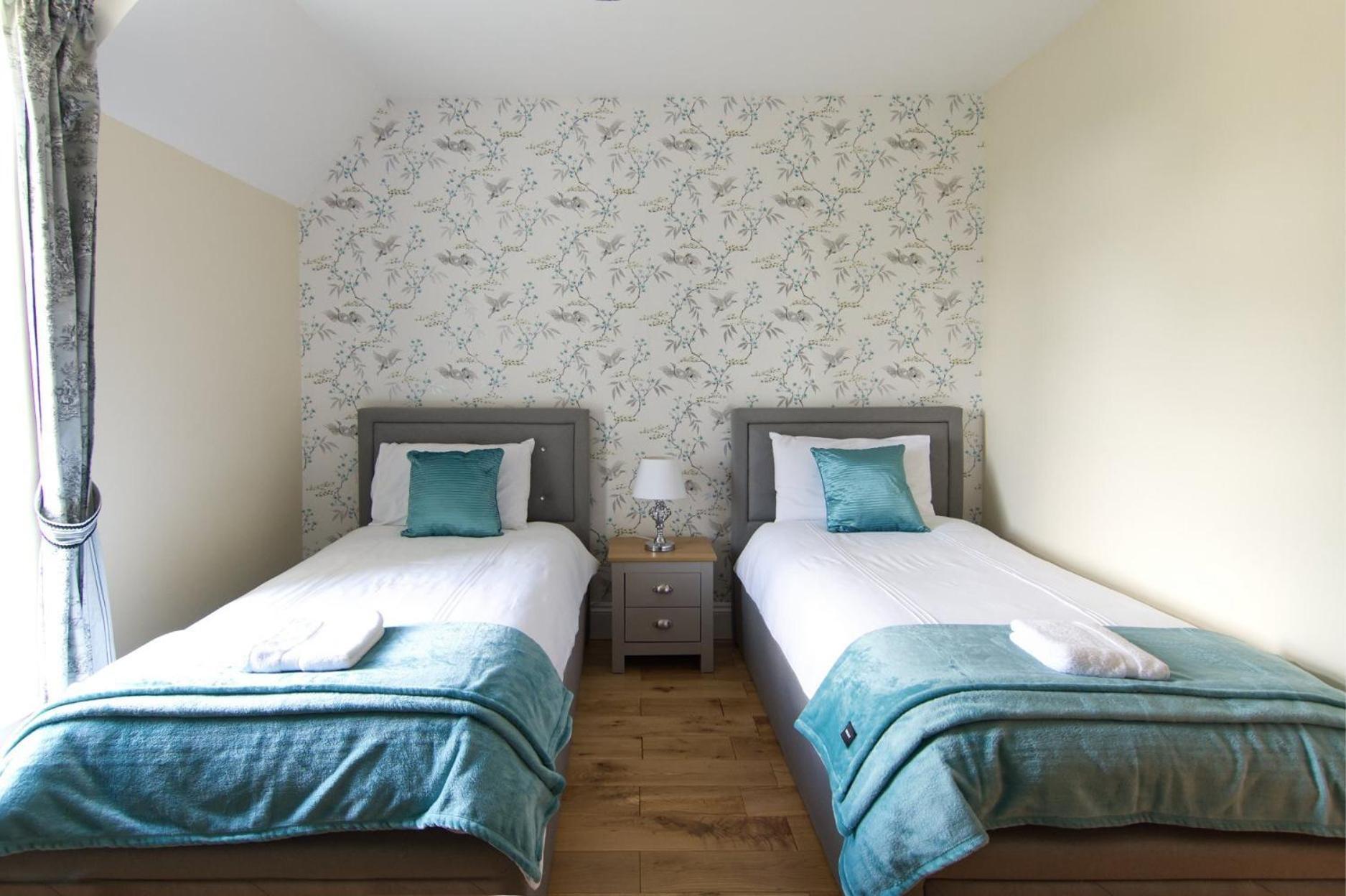 East Lodge Bolney エクステリア 写真